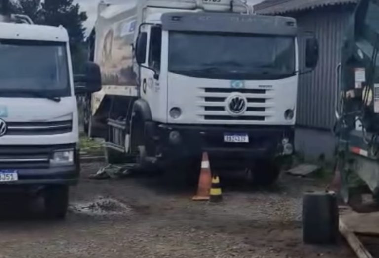 ALFINETADAS DO RESENHA 🔥&nbsp;DESCASO EM LAGES: CAMINHÕES DE COLETA DE LIXO COLOCAM FUNCIONÁRIOS EM RISCO